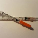 Insulin syringes are a good choice for hypodermic injections in cats.